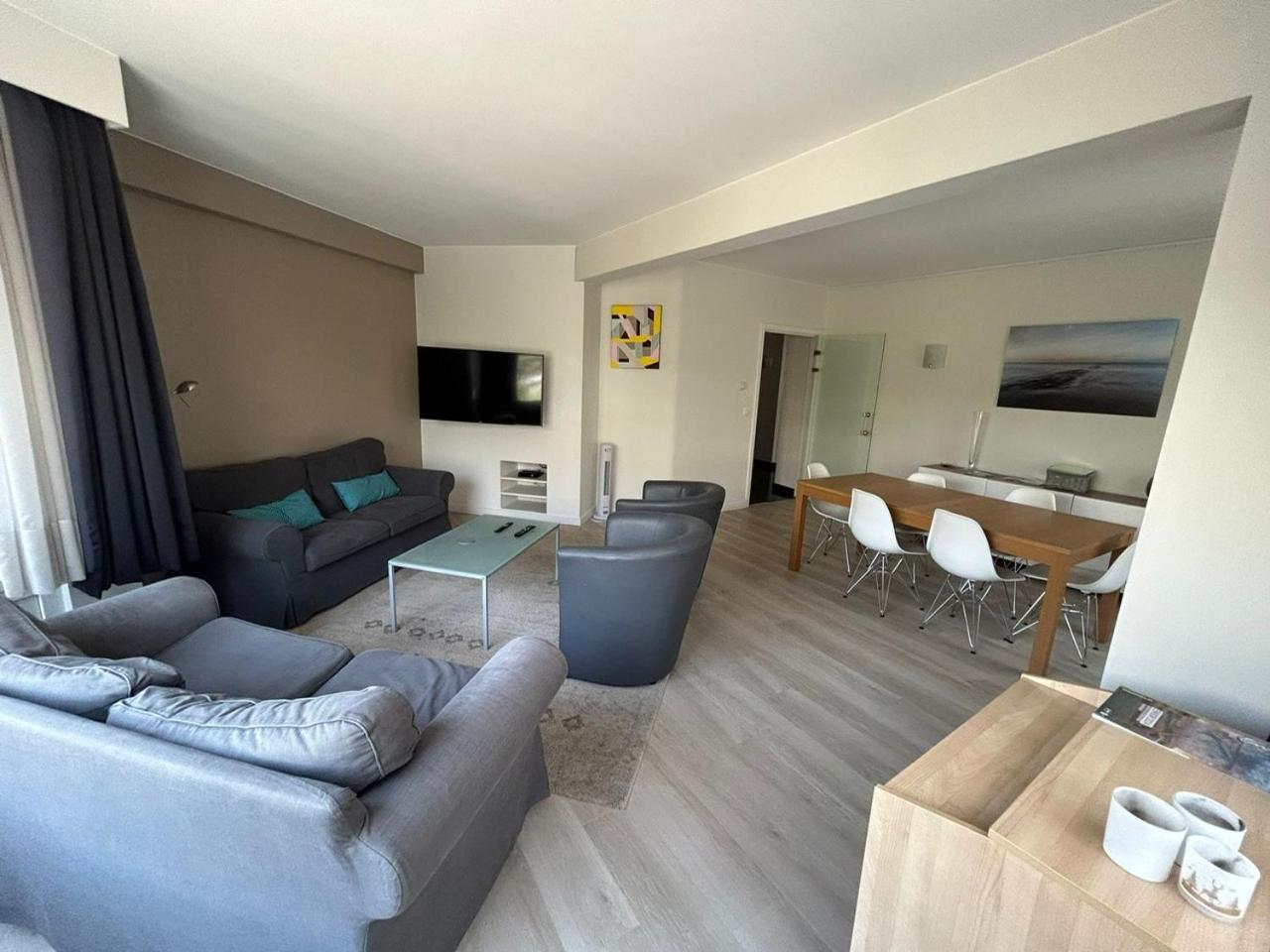 3 Bedroom Apartment Nearby The Sea Oostende Bagian luar foto
